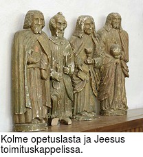 Kolme opetuslasta ja Jeesus toimituskappelissa.